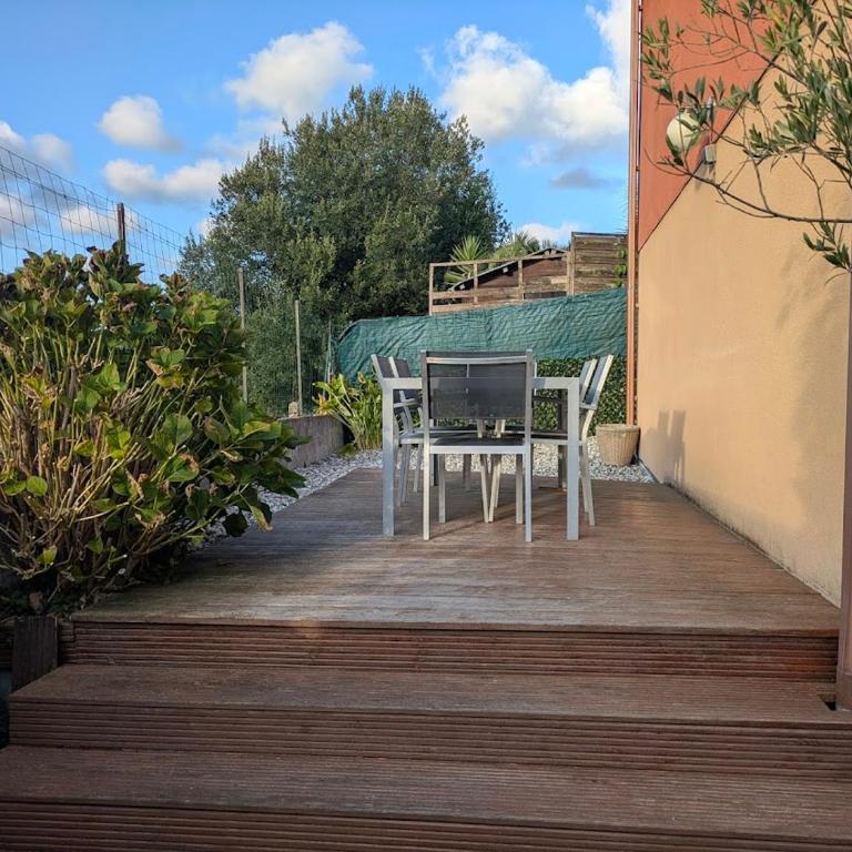 Charmant Appartement avec Terrasse extérieure - Appartamento con 2 Camere da Letto - 12