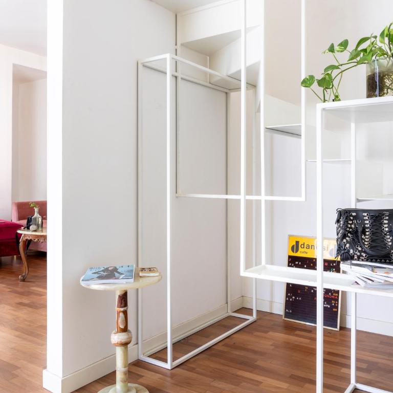 Esotic house - Appartamento con 2 Camere da Letto e Terrazza - 10