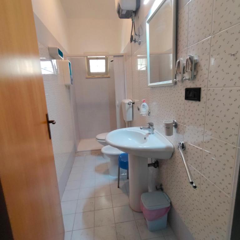 MAREE SOL RESIDENCE Camere e Appartamenti - Appartamento con 1 Camera da Letto e Vista Giardino - 4