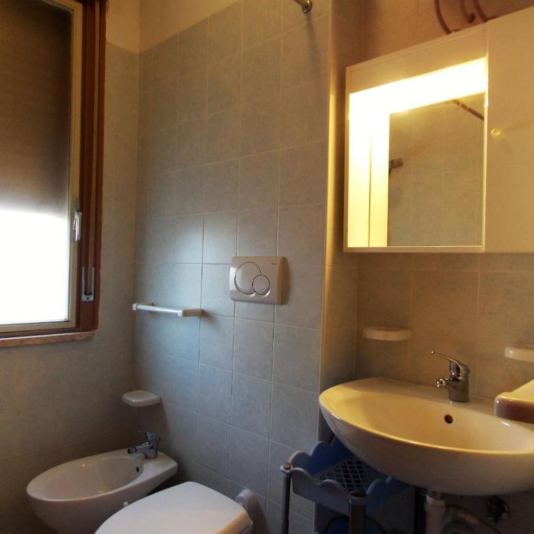 Spacious apartment with side sea view - Appartamento - 4