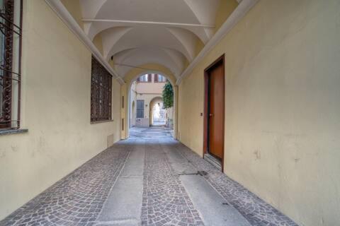 Ambrosiana Apartments - In the heart of the city - Appartamento con 2 Camere da Letto e Terrazza - 1