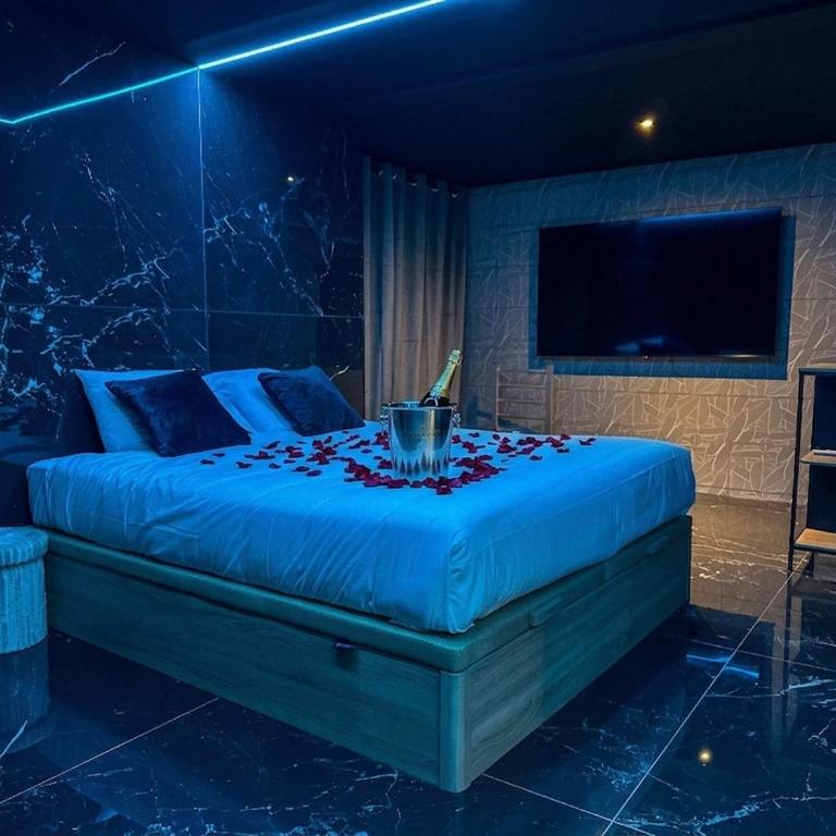 L'Eclipse - Love Room - Balnéo - Bien Être - Apartment mit 1 Schlafzimmer - 3