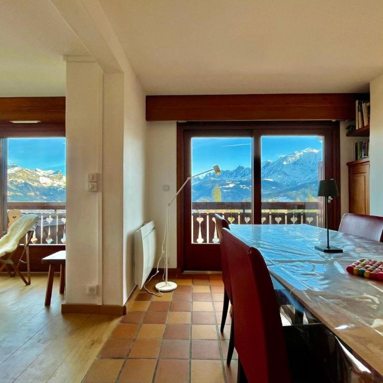 Séjour dans les montagnes avec vue imprenable - Appartement - 5