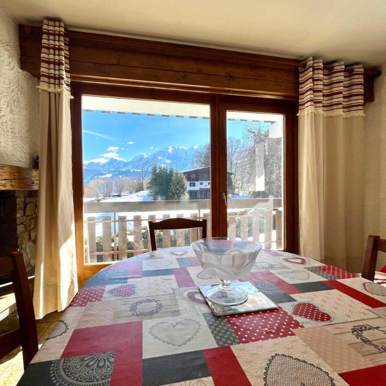 Vue Mont-Blanc et Pistes à pied à Combloux - Appartement - 5