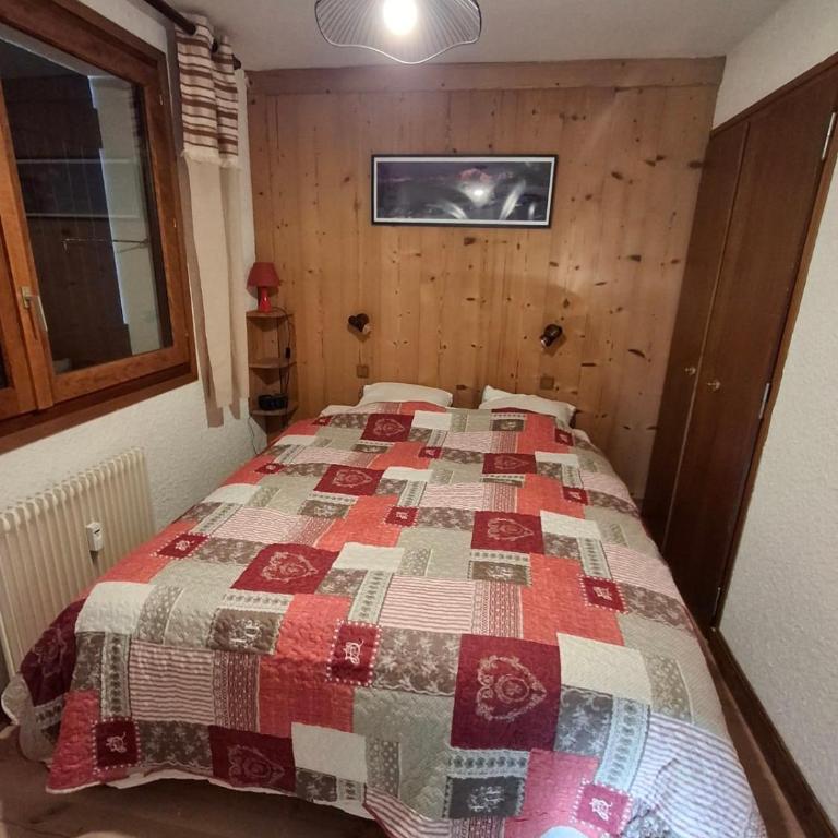 Vue Mont-Blanc et Pistes à pied à Combloux - Appartement - 10