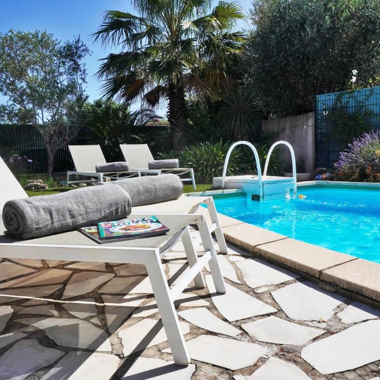 Ferienhaus Rafalenadjan, ideal für Familien, eigener Pool, schöne Terrasse, eigener Parkplatz by Riviera Homelife Management - Casa - 3
