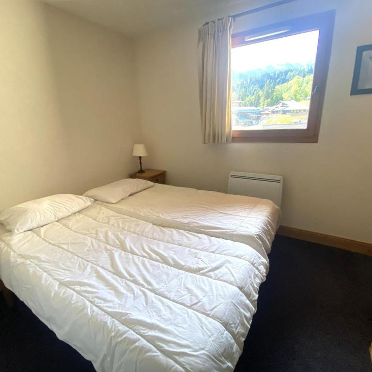 Grand duplex 3 chambres au pied des pistes, parking inclus - Three-Bedroom Apartment - 16