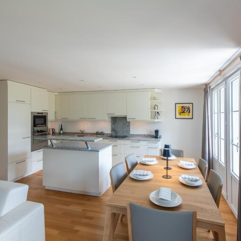 Chalet Mittaghorn Apt 7 - Premium Apartment mit 3 Schlafzimmern und Balkon - 24