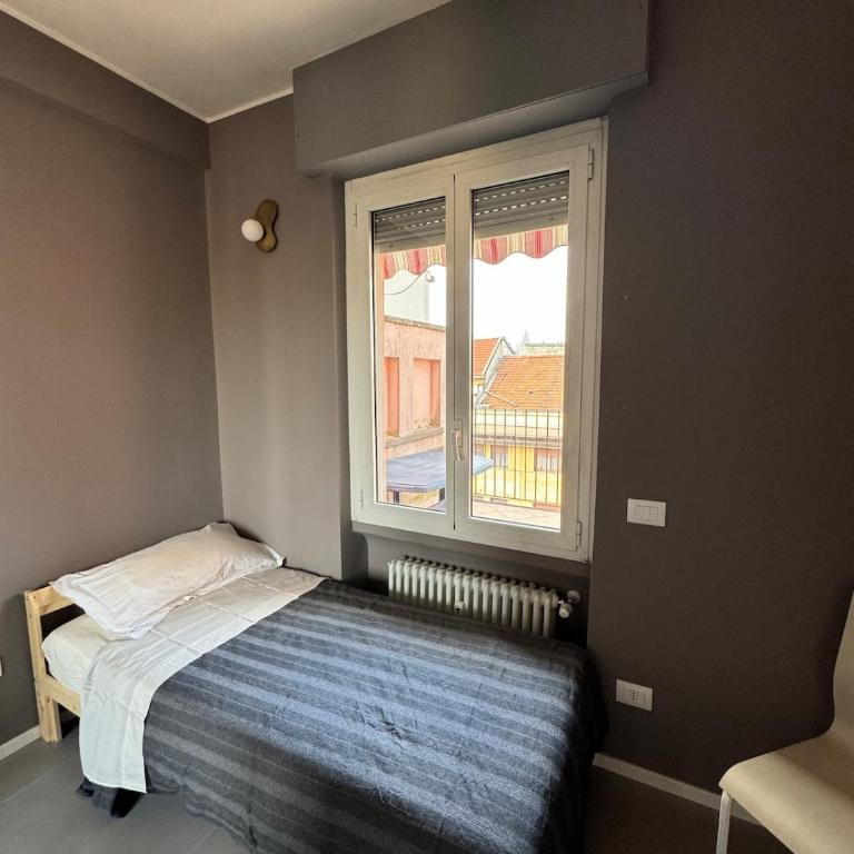 Milan, Terrace and Skyline, 15 min from city center - Two-Bedroom Apartment - 6