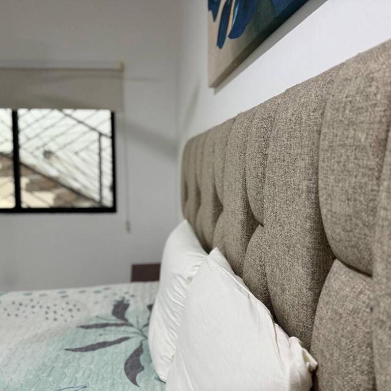 Torre Toronto Zona Dorada - Apartamento - 11