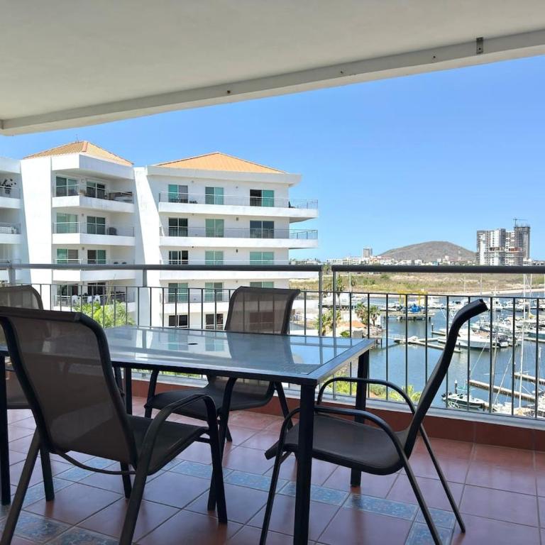 Costa Veleros Lujo Frente a la Marina - Appartement - 4