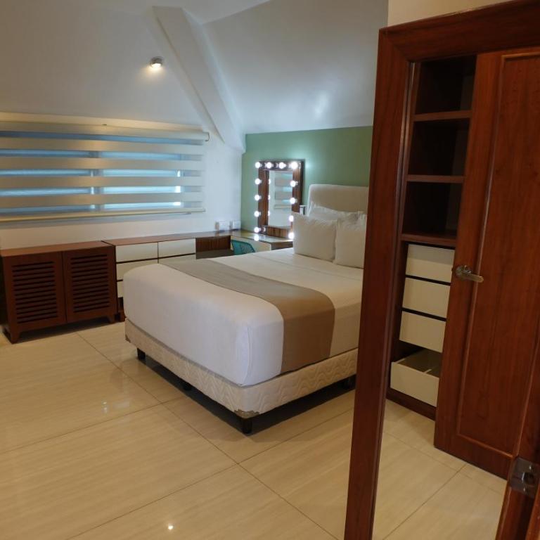 Bartolome Oceanfront Suites - Apartamento de 2 dormitorios con balcón y vistas al mar - 2