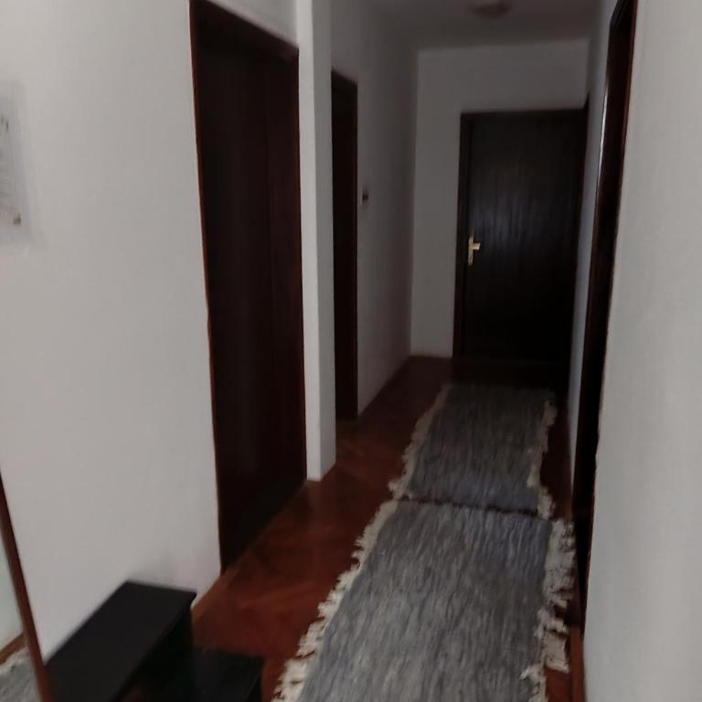 Iva - One-Bedroom Apartment - 13