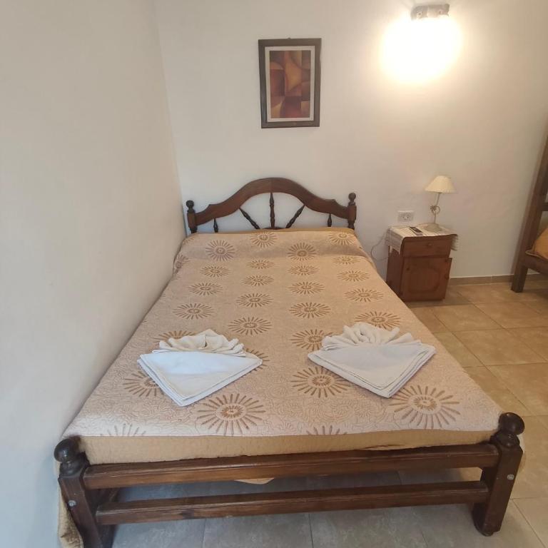 Hospedaje Dos Soles - Centro - Habitación Cuádruple con baño privado - 6