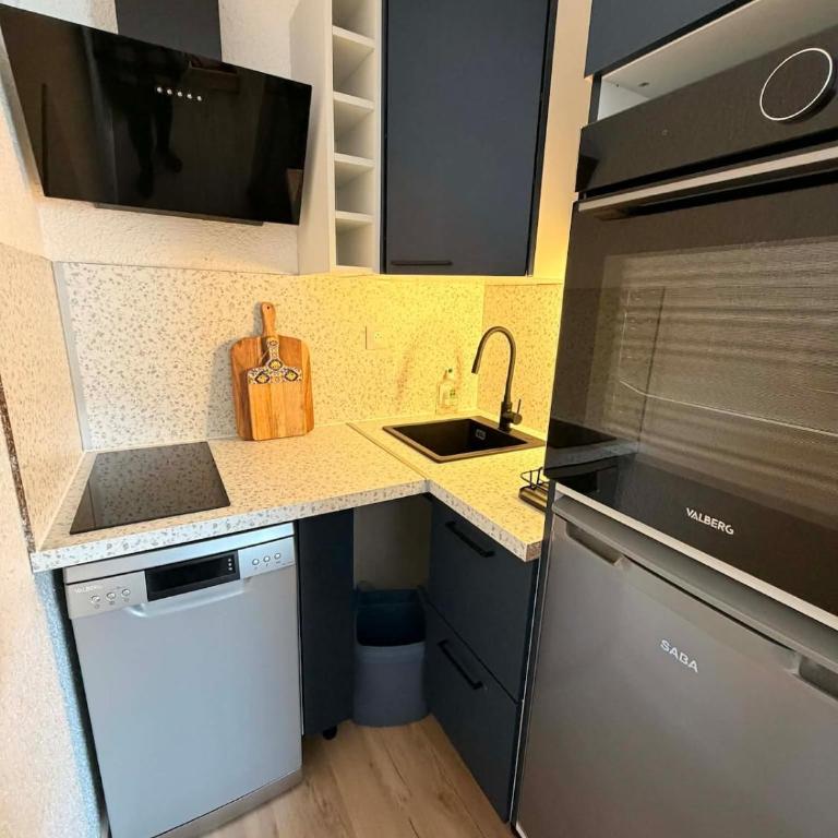 Studio 6 personnes au pied des pistes avec parking - One-Bedroom Apartment - 4