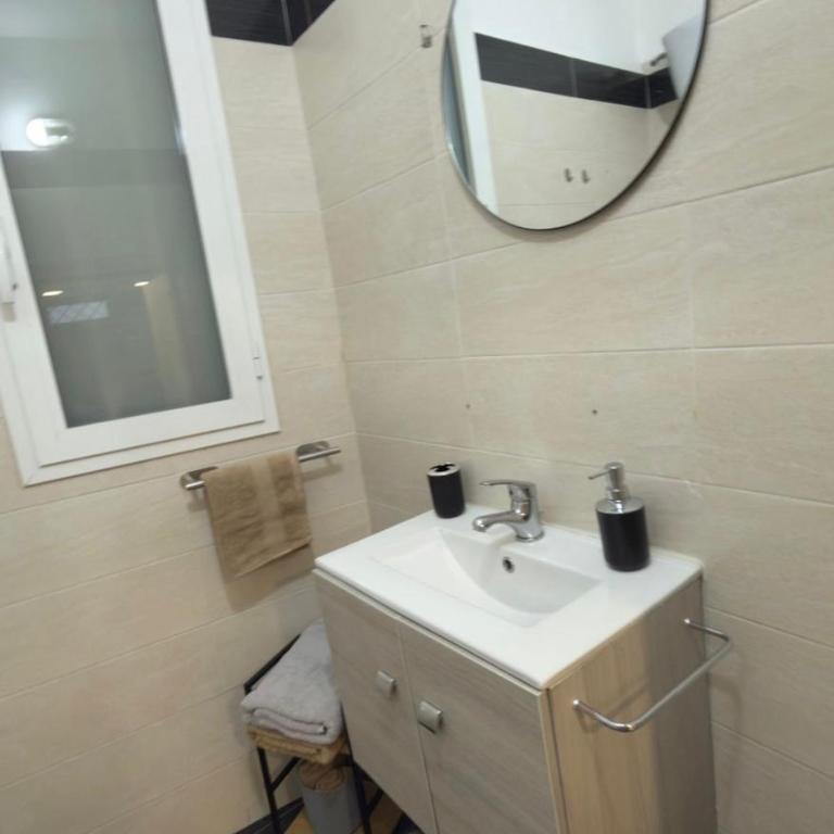 AG Scalo d amore house - Camera Familiare con Bagno Privato - 3