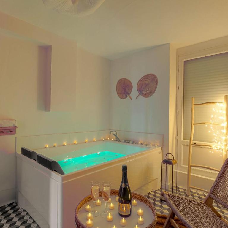Expérience XXL balnéo et table de massage - Apartment - 3