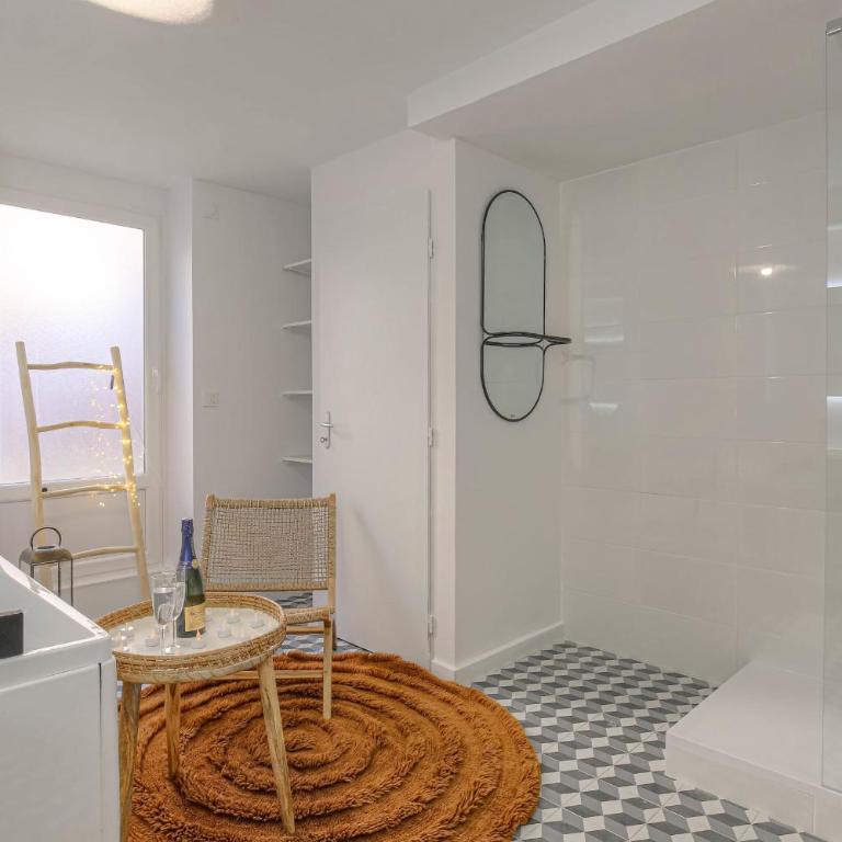 Expérience XXL balnéo et table de massage - Apartment - 12