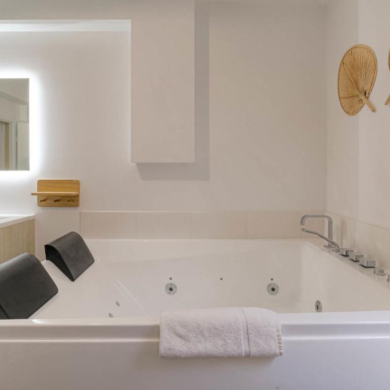 Expérience XXL balnéo et table de massage - Apartment - 13