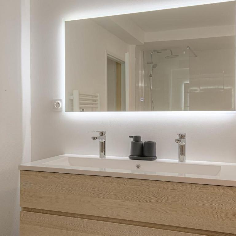 Expérience XXL balnéo et table de massage - Apartment - 21