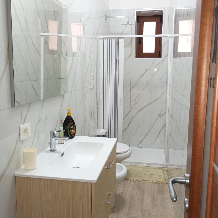 B&B S Home - Chambre Quadruple - Vue sur Montagnes - 34