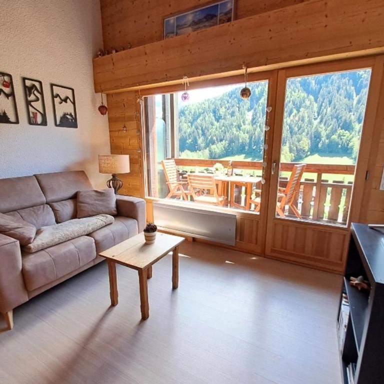 Bright apartment in the village center - Apartment - 3