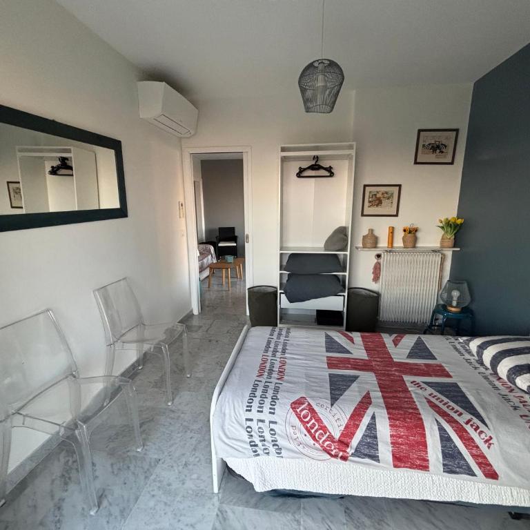Appartement Juan-Les-Pins, 4 pieces, 80m2, Residence Luxe Piscine Tennis - Appartement 3 Chambres - 8