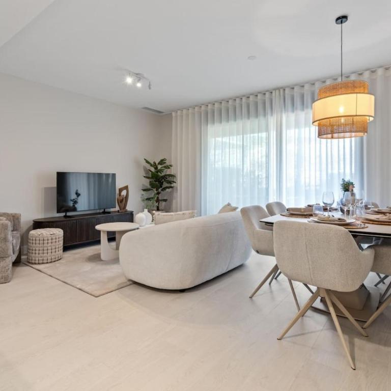Luxury 2BR in Camarate Hills - Pool and Garden - Apartment - 7