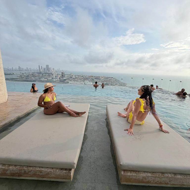 Brand NEW! Ocean front,City 360Views 26FL,FREE Airport pick up by IMZ - Two-Bedroom Apartment - 51