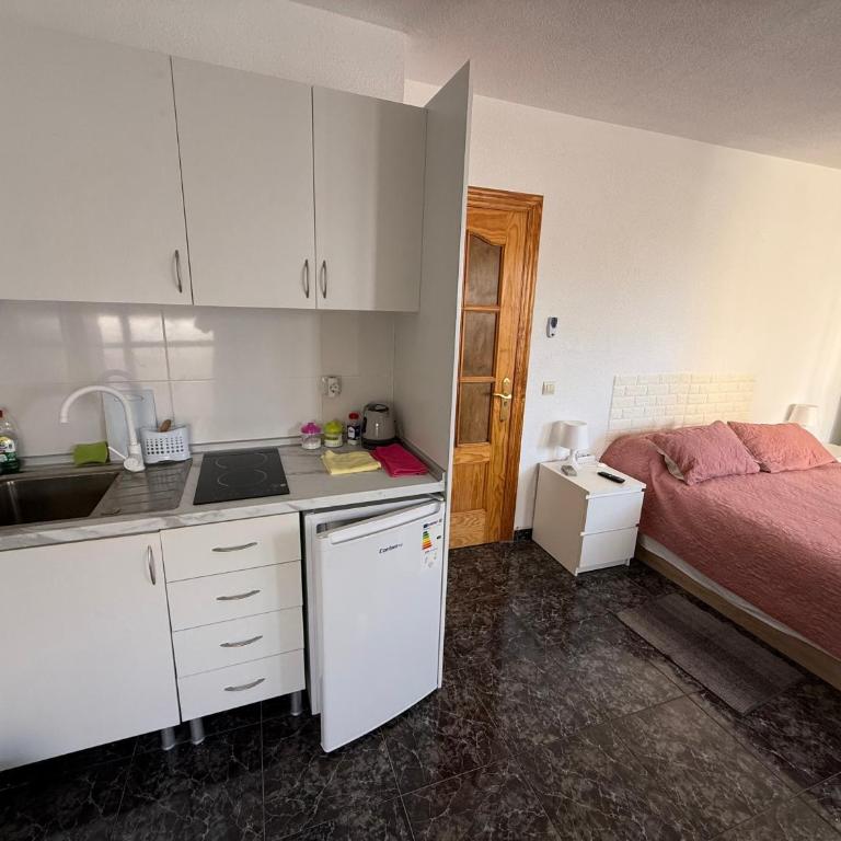 Almeria Centro habitacion privada en apartamento compartido - Deluxe Double Room - 15