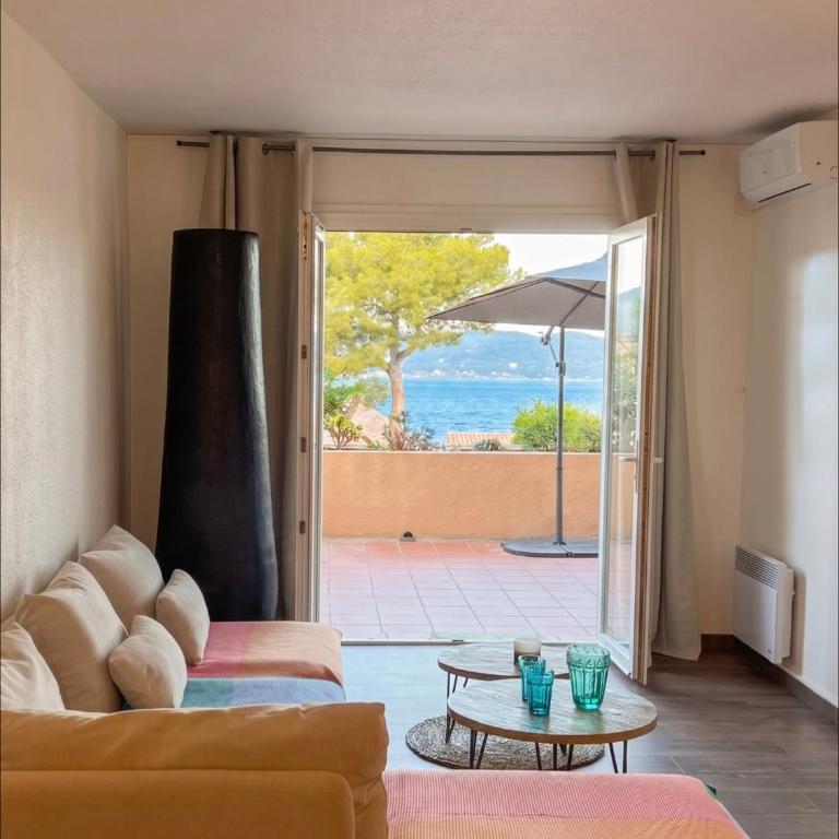 Apartment with Terrace, Sea View, swimming-pool & Sunset - Appartement 2 Chambres - 1