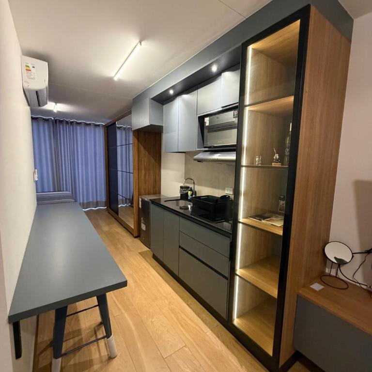 Urban Suites By ALI - One-Bedroom Apartment - 6
