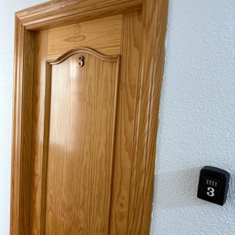 Almeria Centro habitacion privada en apartamento compartido - Standard Double Room with Fan - 5