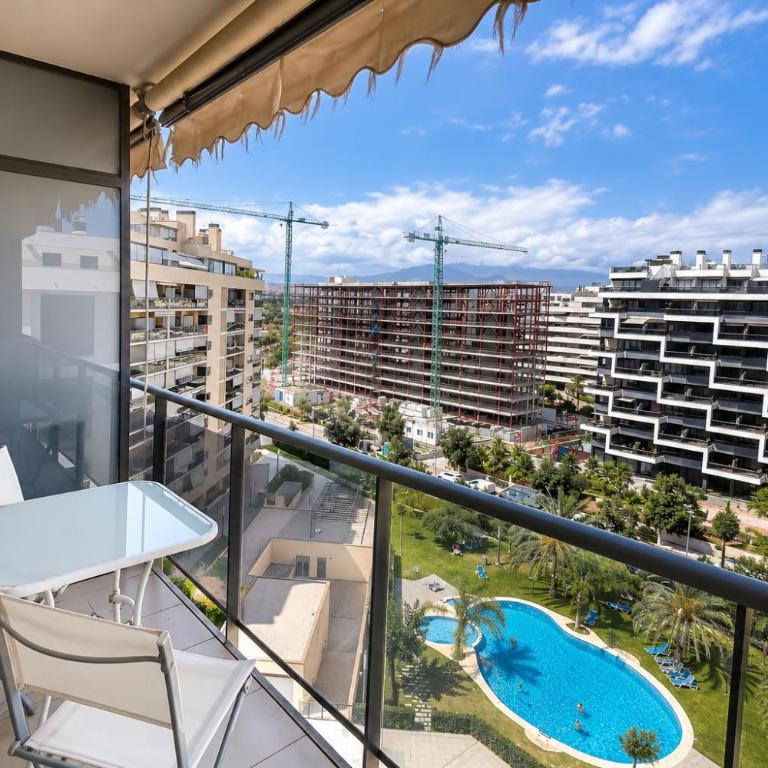 Apartamento Arenas, Piscina y Gym - One-Bedroom Apartment - 13