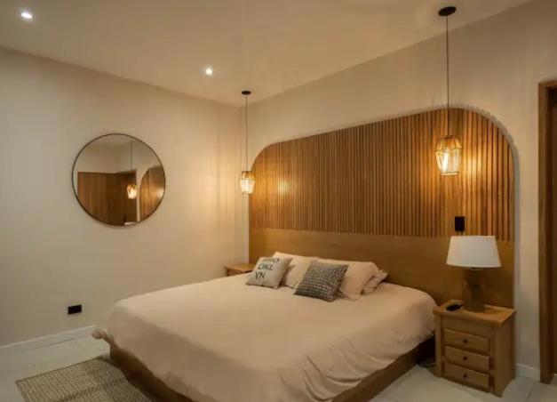 Amplio apartamento 4 habitaciones, jacuzzi y aire Poblado, Medellín - Apartment - 9