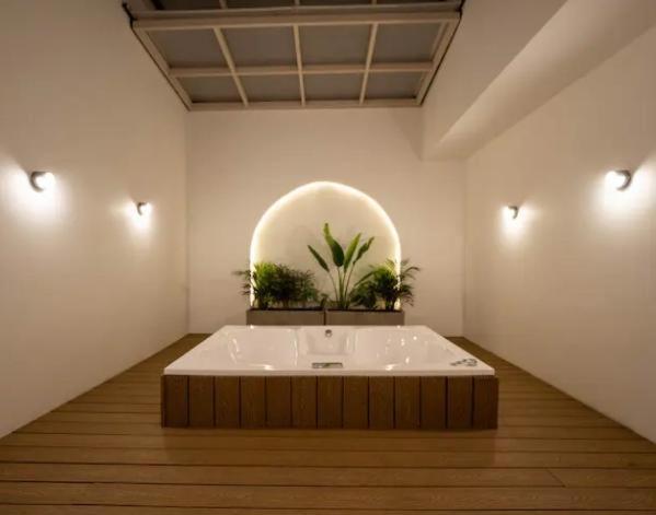 Amplio apartamento 4 habitaciones, jacuzzi y aire Poblado, Medellín - Apartment - 14