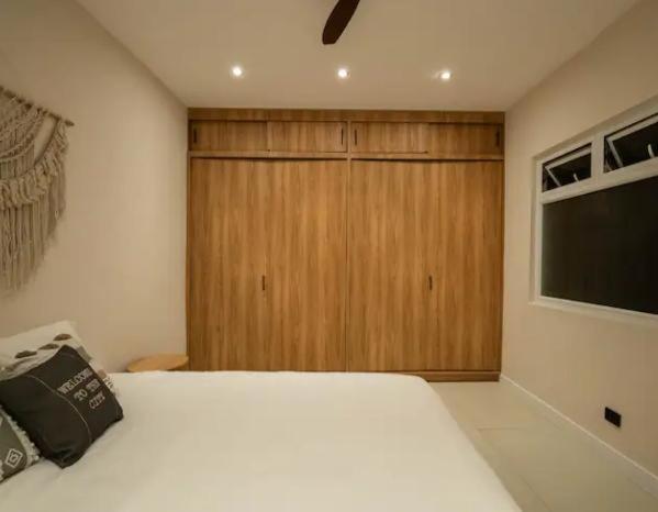Amplio apartamento 4 habitaciones, jacuzzi y aire Poblado, Medellín - Apartment - 21