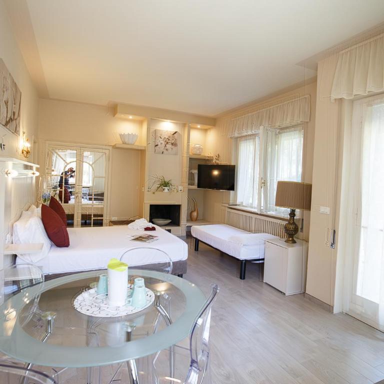 B&B Ortensia - Camera Quadrupla con Veranda - 2