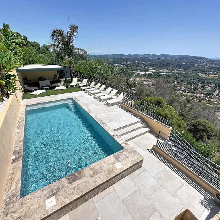 Amazing sea view Villa near Cannes, Pool, 5 bedrooms, 4 bathrooms - Villa - 45