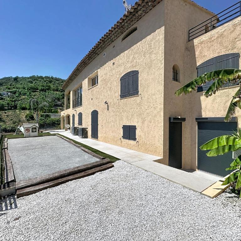 Amazing sea view Villa near Cannes, Pool, 5 bedrooms, 4 bathrooms - Villa - 50