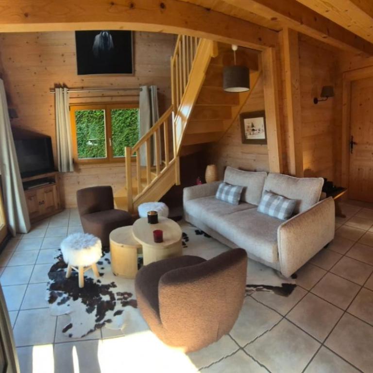 Chalet Beauregard à mi-chemin entre la Clusaz et le Grand Bornand - Chalet 3 Chambres - 1