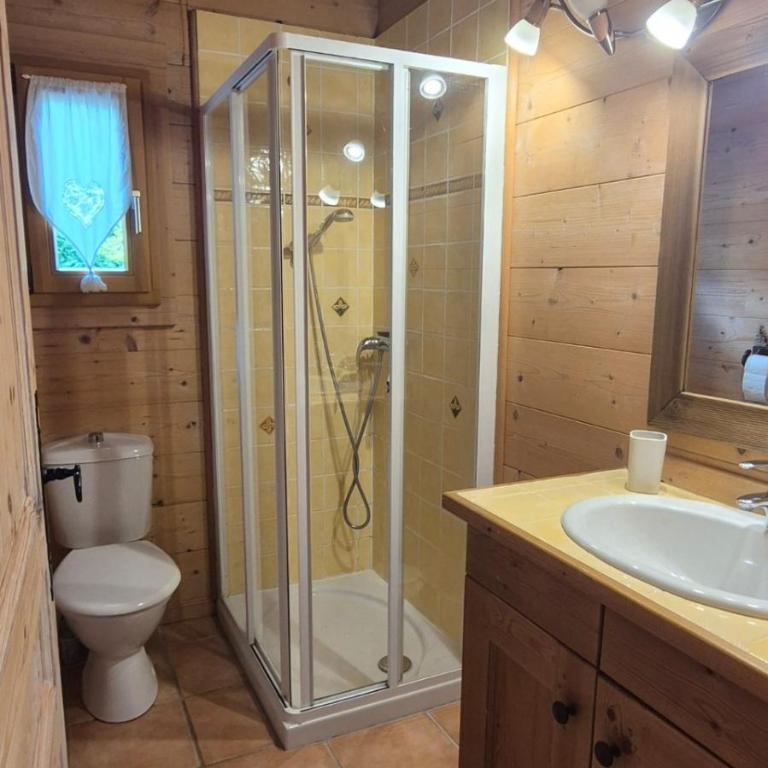 Chalet Beauregard à mi-chemin entre la Clusaz et le Grand Bornand - Chalet 3 Chambres - 7