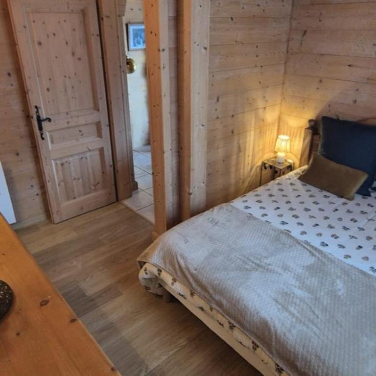 Chalet Beauregard à mi-chemin entre la Clusaz et le Grand Bornand - Chalet 3 Chambres - 5