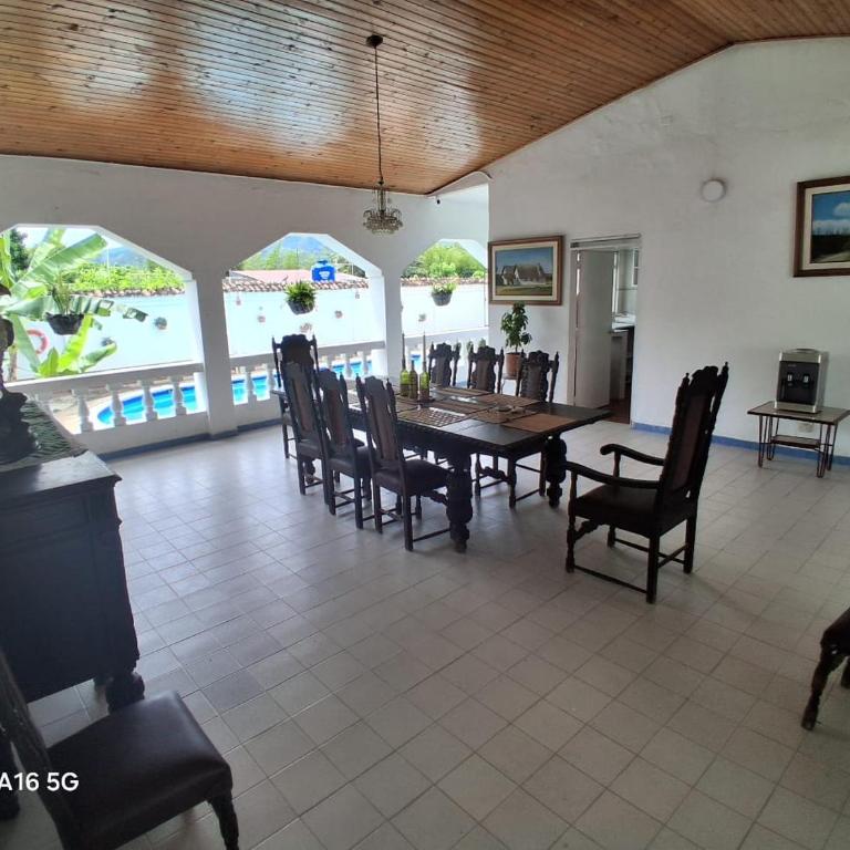 Casa Campestre en Villeta, Comodidad y Privacidad - Casa - 6