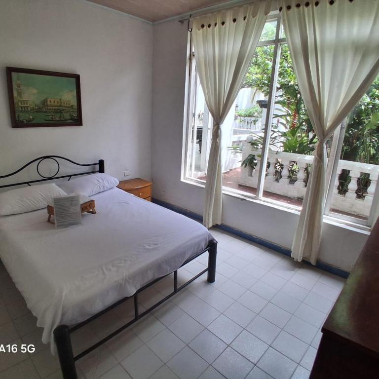 Casa Campestre en Villeta, Comodidad y Privacidad - Casa - 3