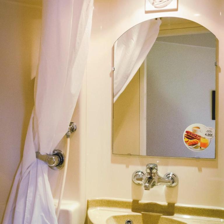 Première Classe Annemasse Ville La Grand - Chambre Double - 10