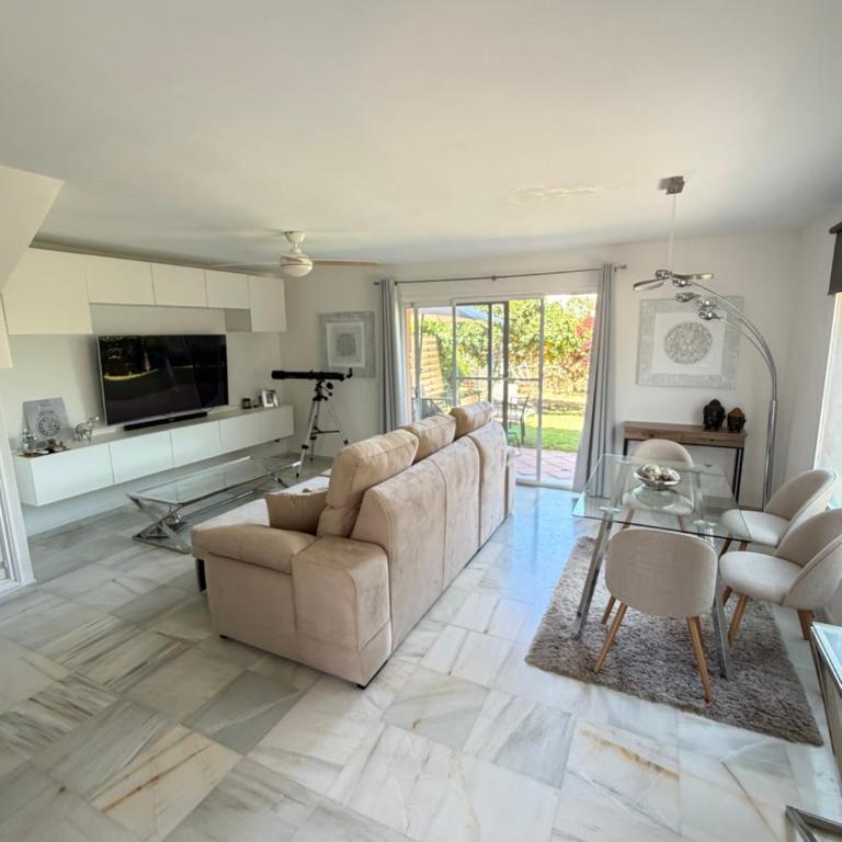 House with pool, private garden and parking - Haus mit 2 Schlafzimmern - 6
