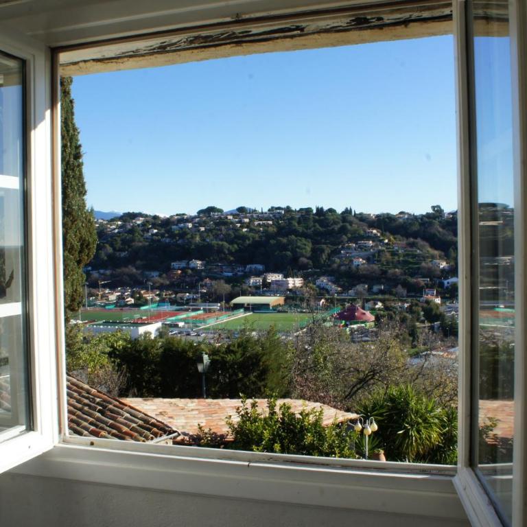 Chambres d'hôtes Les Terrasses du Soleil - Chambre Double ou Lits Jumeaux Supérieure - Vue sur Mer - 5