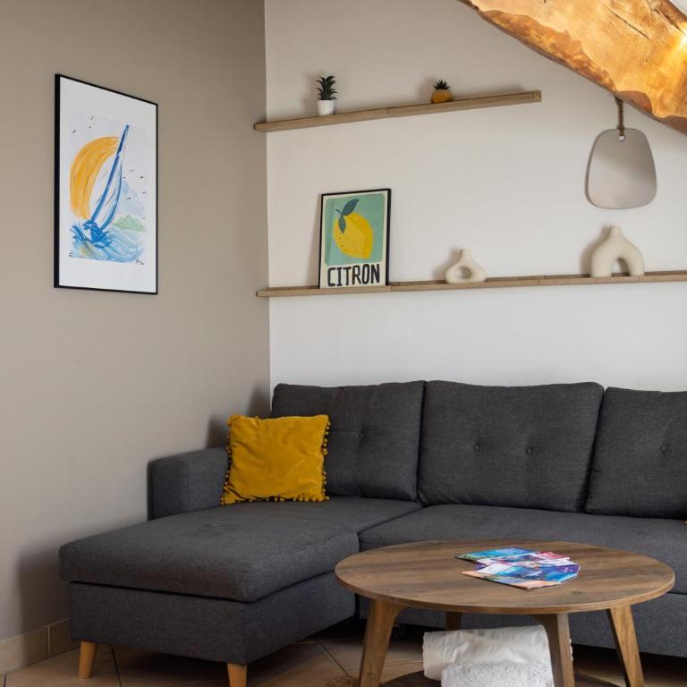 SOLÉA Deux pièces Golfe Juan 2 à 4 personnes Plage à 5 min - Appartement 1 Chambre - 16