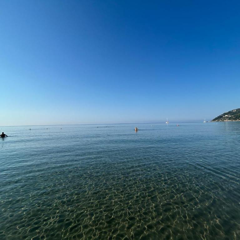 Mare in 5 minuti con Bici Incluse e Terrazzo Relax - Appartamento con 1 Camera da Letto - 30